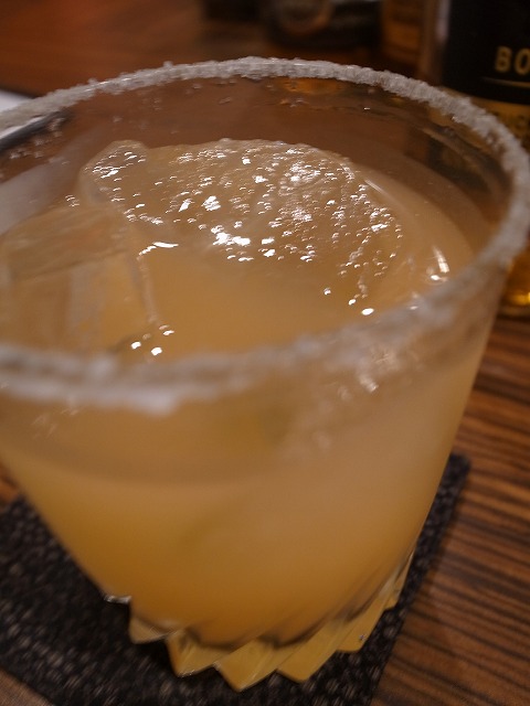 R8306459.jpg