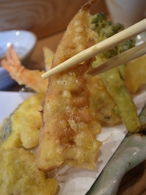 R8306632.jpg