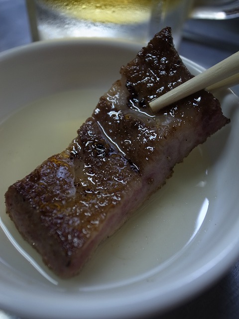 R8319020.jpg