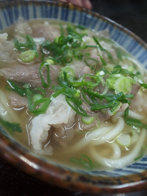R8324504.jpg