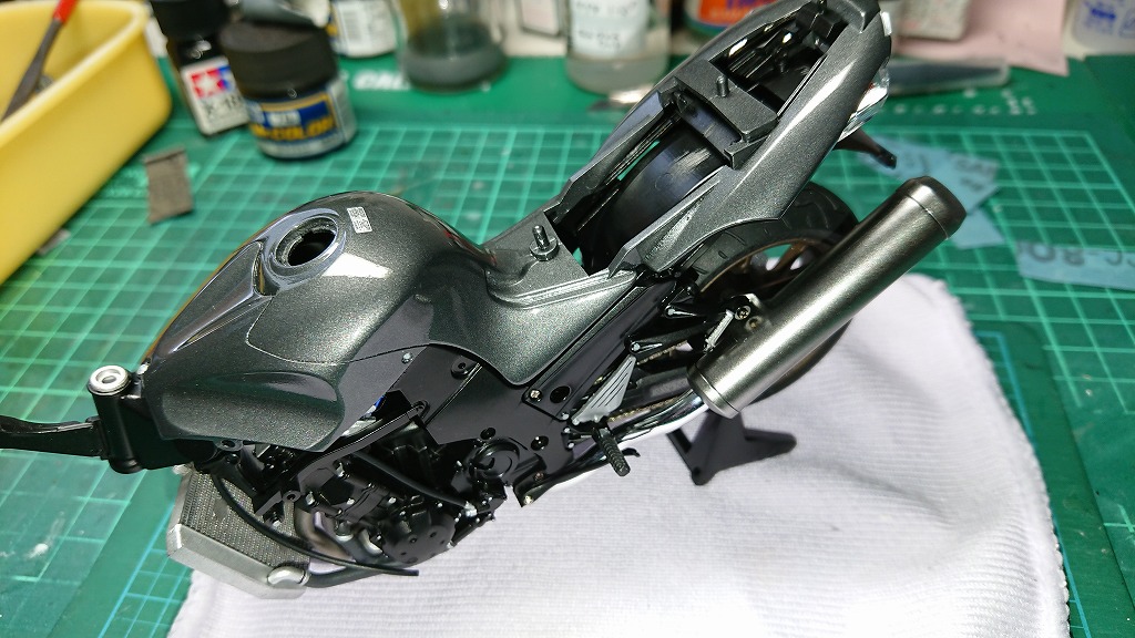 カワサキ ZZR1400 製作日記-14 | TAKEZOの模型の部屋