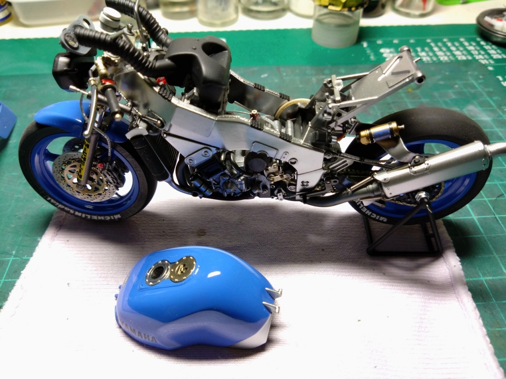 tamina400 製作中 ヤマハ YZF750 TECH21 '87 8耐 製作日記- 26 | TAKEZOの模型の部屋