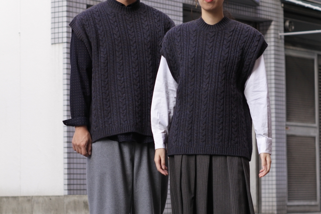 Phlannèl】Wool Yak Cable Knit Vest(Unisex) | theater