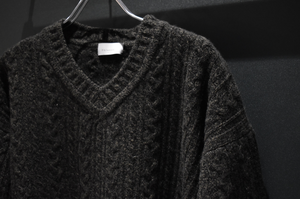 トップス 22AW Phlannel Wool Yak V neck Knit Phlannel]wool yak v-neck knit | YES-姫路の美容院と服のお店YES