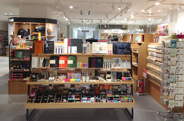 Neue 吉祥寺店.jpg