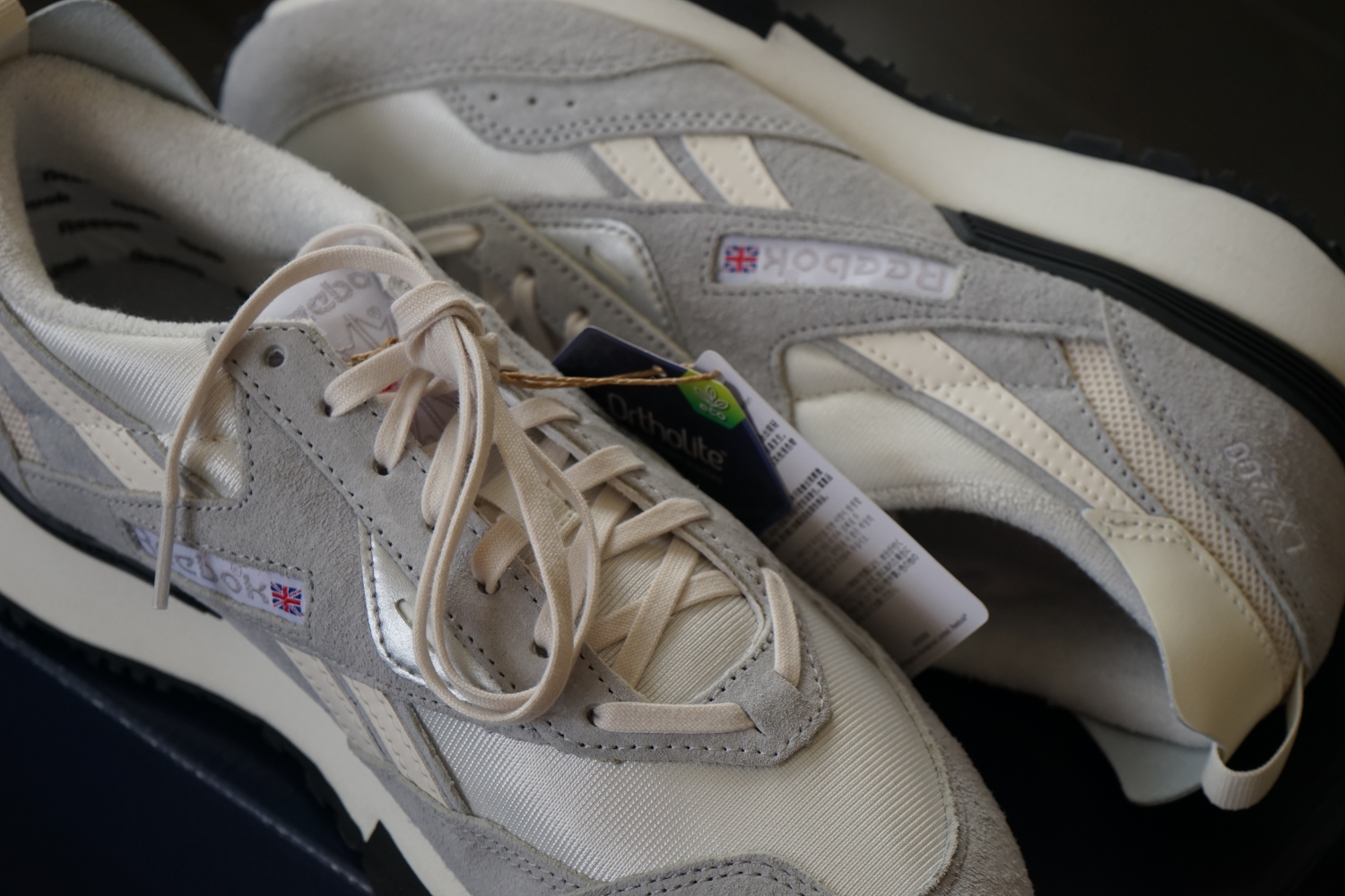 Reebok lx2200 | ある日の光