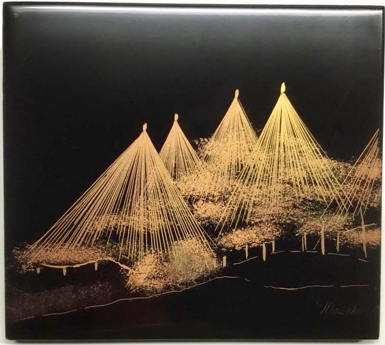沈金パネル「兼六園・雪吊り松風」 (Lacquerart, Chinkin 沈金パネル「兼六園・雪吊り松風」 (Lacquerart, Chinkin