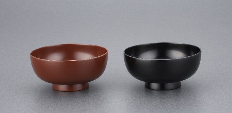 黒塗・弁柄朱塗沈金椀「春秋」 Black and Bengal-Red-Lacquered