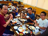 朝食