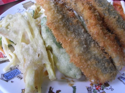 米沢食堂 魚フライ アップ