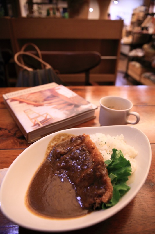 base cafe カレー