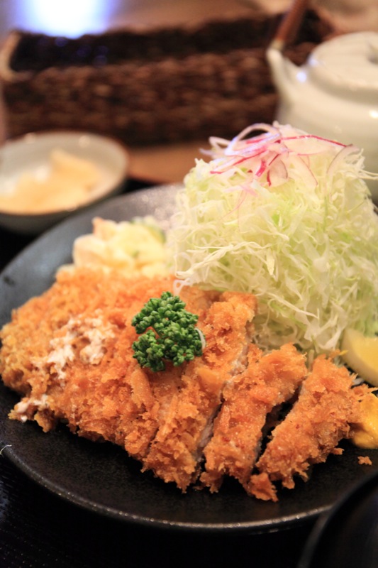まる勘食堂