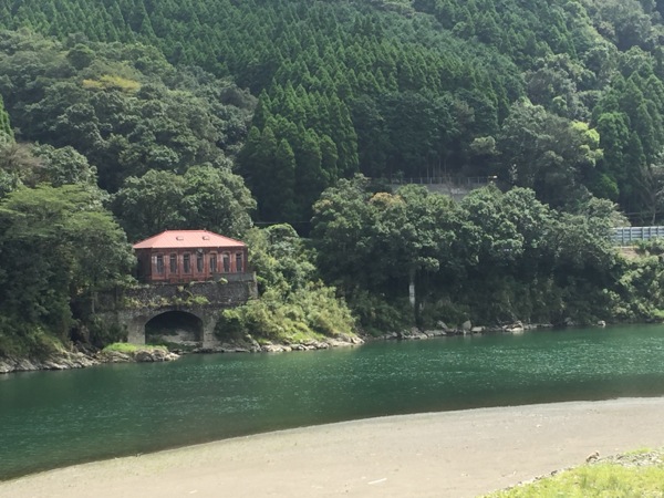 球磨川なぞ