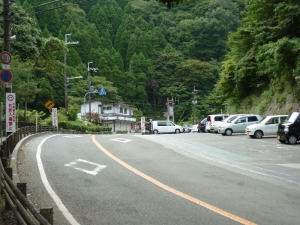 箕面の滝駐車場