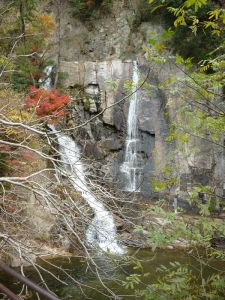 五本松かくれ滝