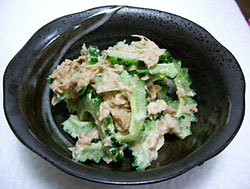 ゴーヤとシーチキンのサラダ