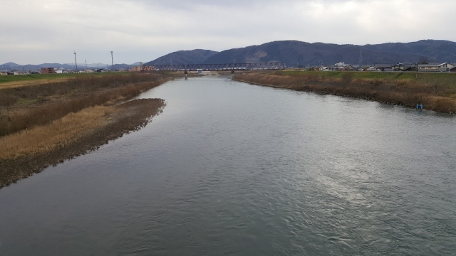 56.中角橋下流.jpg