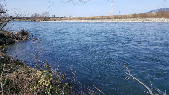 35.合流点左岸ミド~テール.jpg