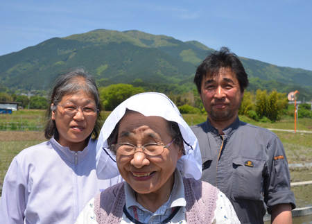 ブログ用_吉川さん一家.jpg