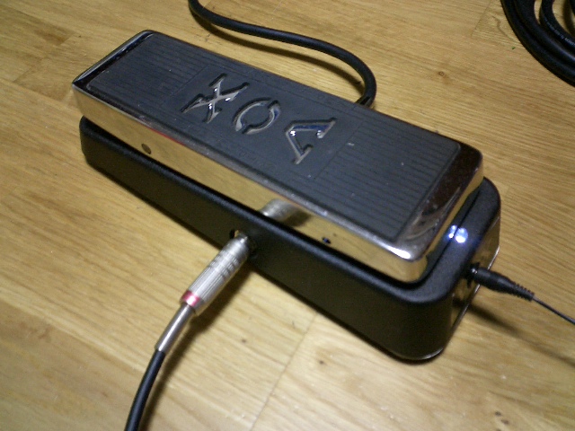 VOX V847 UNION JACK ワウ(トゥルーバイパス化済み・裏板付)
