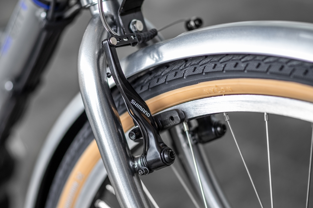 スタイリッシュな24型軽量電動アシスト自転車『PAS CITY-V』新発売