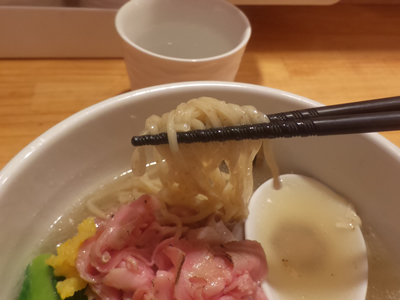 真鯛らーめん 麺魚