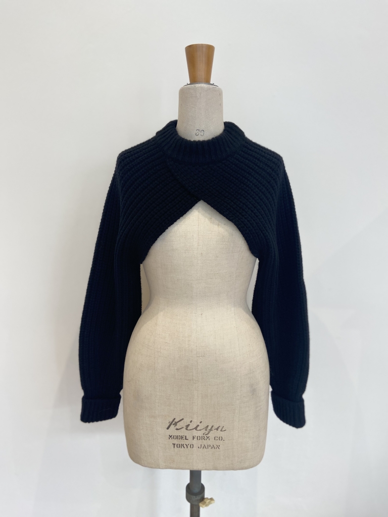 HYKE 21aw Carefree BELL SLEEVE TOP