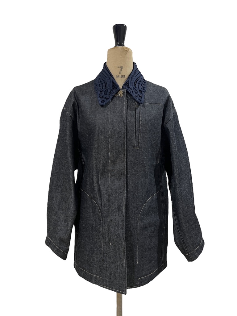 【mame kurogouchi】 24aw ダウンジャケット ダウンジャケットさえもMame Kurogouchiの解釈で制作されると