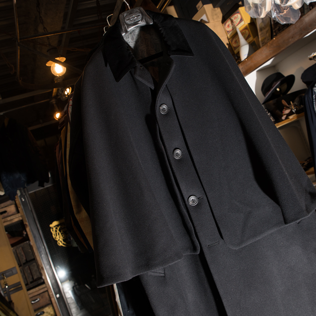 いよいよ明日からADJUSTABLE COSTUME内見会のスタートです