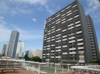 À²³¤¥Æ¥é¥¹ (HARUMI TERRACE)