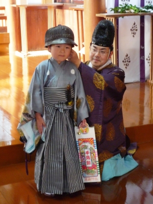 男児は大神様の御兜