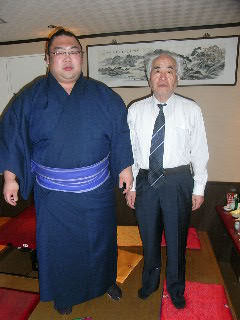 武甲氏とラック社長