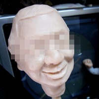 そっくり人形制作中