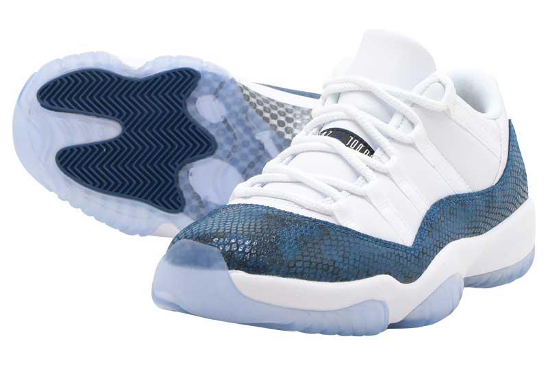 NIKE AIR JORDAN 11 RETRO LOW LE cd6846-102