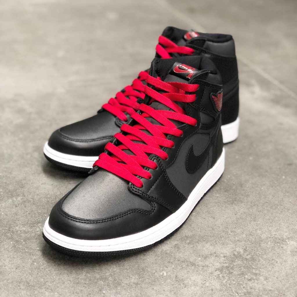 ■:NIKE AIR JORDAN 1 RETRO HIGH OG 555088-060