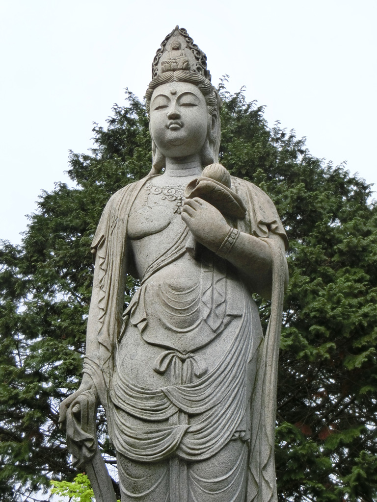 東行庵〈1〉高杉晋作像や5月の花 〈2019 GW帰省〉 | K U R A D