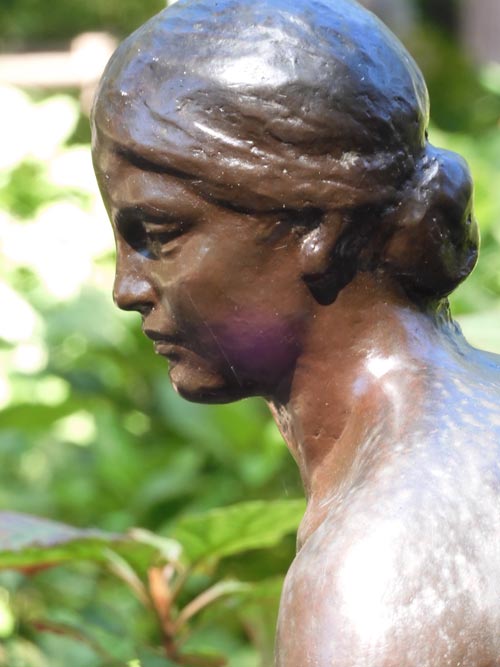 農業』齋藤素巖ブロンズ作品〈小平市立あじさい公園の野外彫刻〉 2021