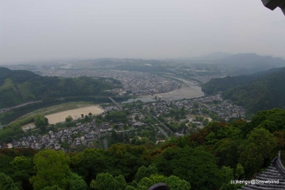 天守閣から見る岩国市
