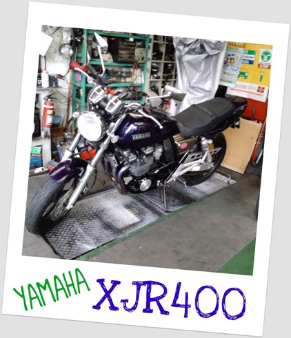 XJR400。