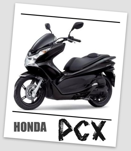 PCX黒。