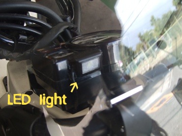 LEDライト。