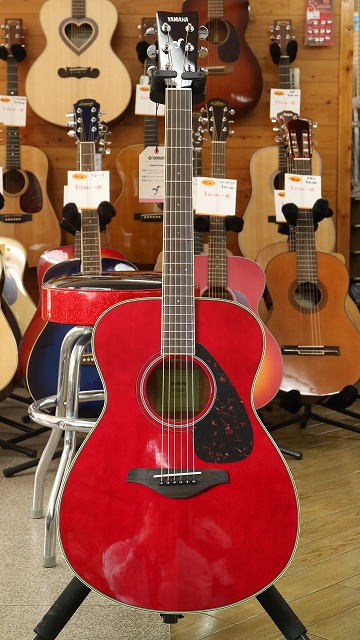 YAMAHA アコースティックギター FS820 ルビーレッド 付属品つき Amazon | YAMAHA アコースティックギター初心者入門 お手軽13点