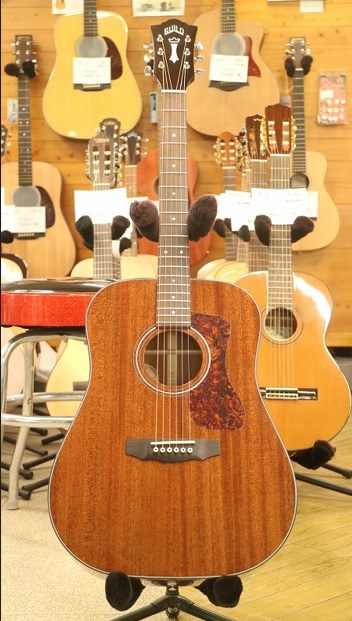 Guild D-120入荷しました！ | onitsuka blog