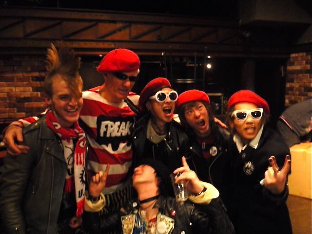 CYbER dYNE salvation.59 ベレー帽被り方×PUNK ヘアー2！！ | C Y b
