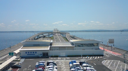 海ほたる