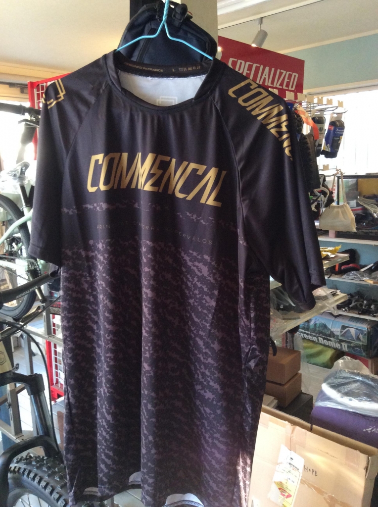 コメンサル チームジャージ | Mt.Blue