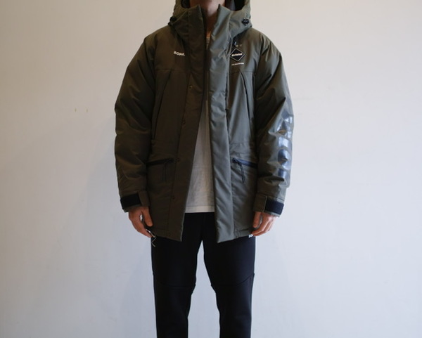 F.C.Real Bristol / DOWN BENCH COAT | SQUARE ONE