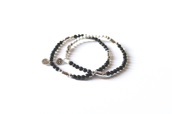 BEADS BRACELET / uniform experiment | SQUARE ONE