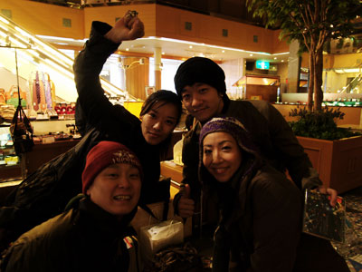 CLAZZIQUAI PROJECTの2人と