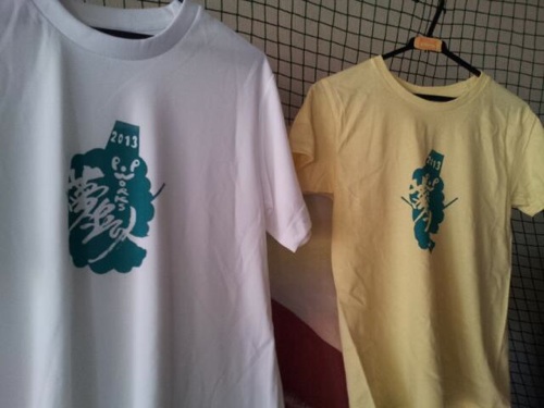 Tシャツ